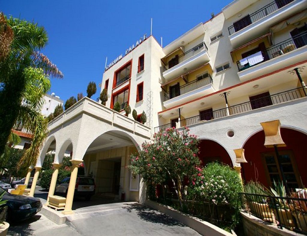 Curium Palace Hotel Limassol Exterior photo